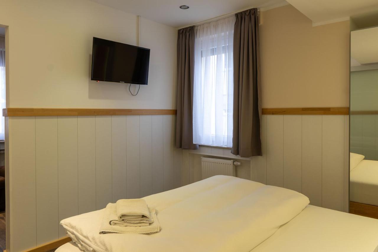 Hotel Post Mit Klimaanlage Neckarsulm Eksteriør billede