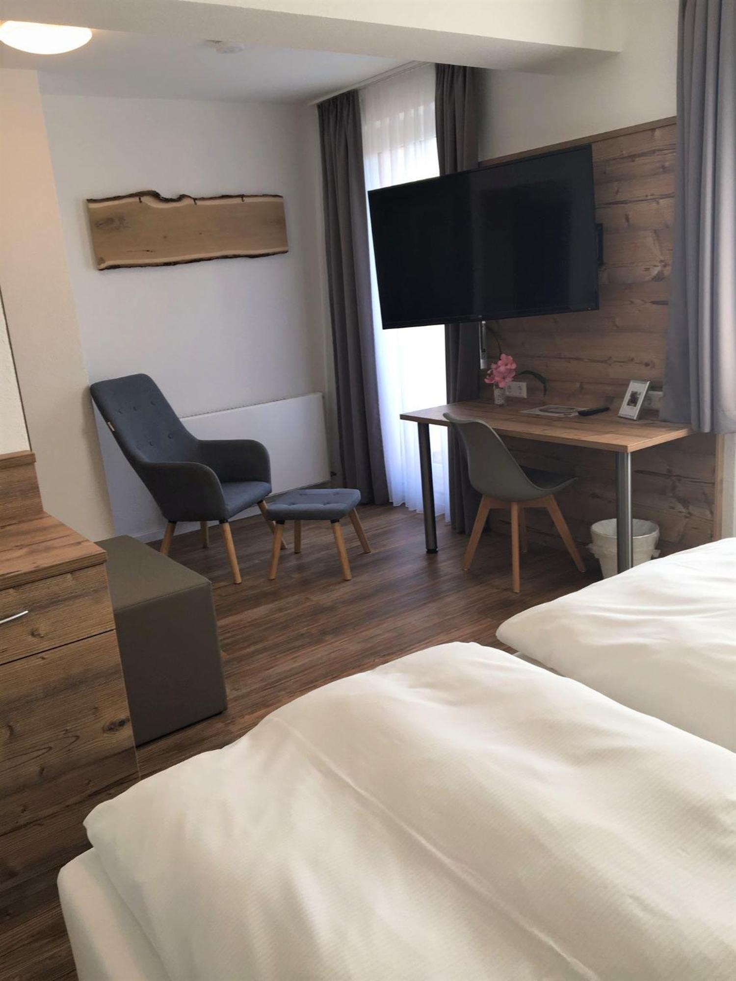 Hotel Post Mit Klimaanlage Neckarsulm Eksteriør billede